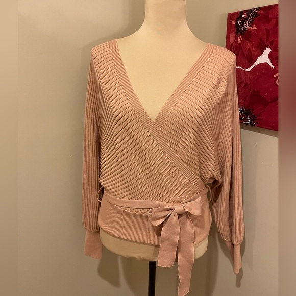 Love Tree Juniors Ribbed Long Sleeve Surplice sweater, in clay, size Small - Picture 3 of 7